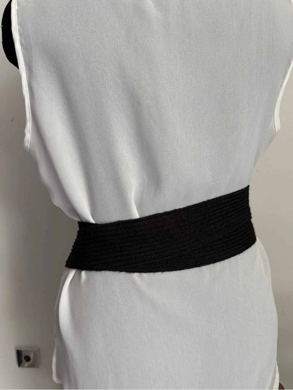 Vintage Boho Black Chunky Knit & Silver Tone Large Concho Belt w Adjustable Fit